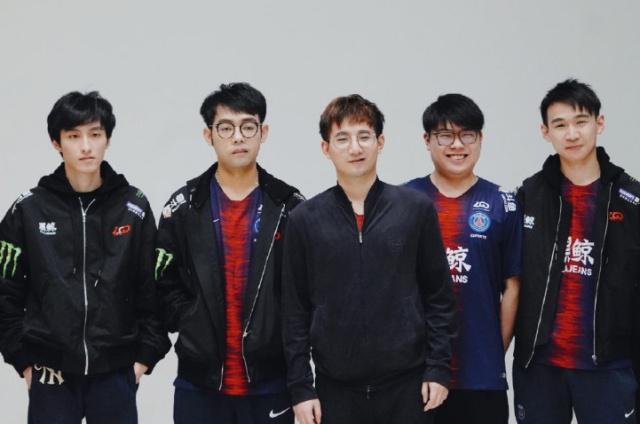 续关注这位 续关注这位